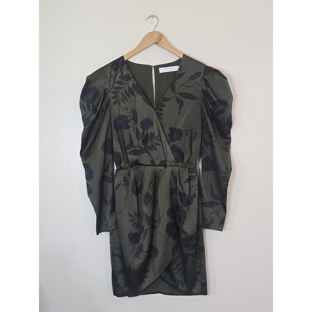 ASTR The Label Jocelyn Green Olive Floral Mini Dress Small Puff Sleeve V Neck - Picture 11 of 12